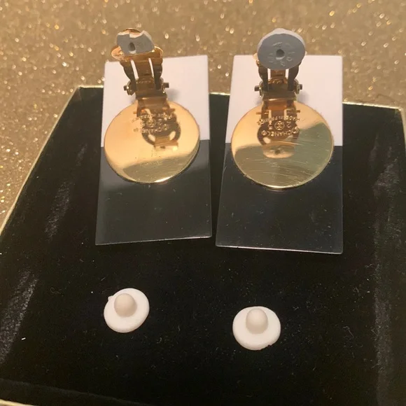 AUTHENTIC Vintage CHANEL Domino Quad Earrings  extremely RARE NWOT - Picture 6 of 7